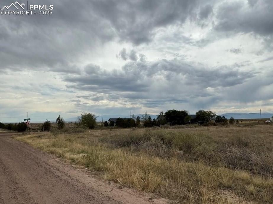 Image 4 of 7: Community