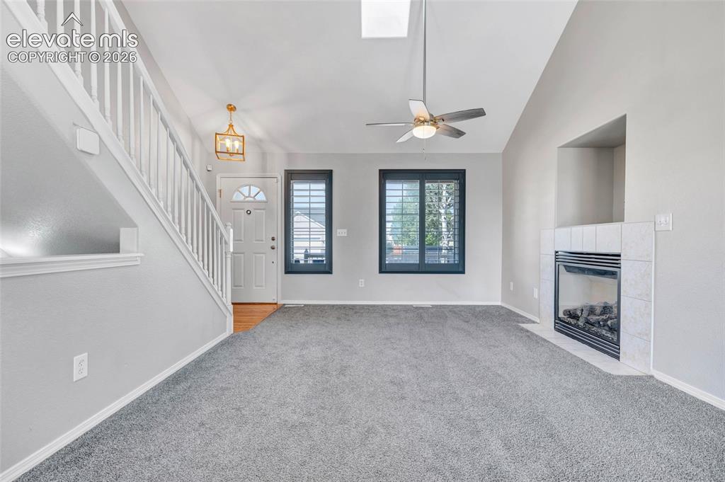 Image 10 of 50: Living Room