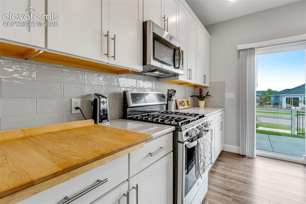 Image 12 of 34: Lots of cabinets.
