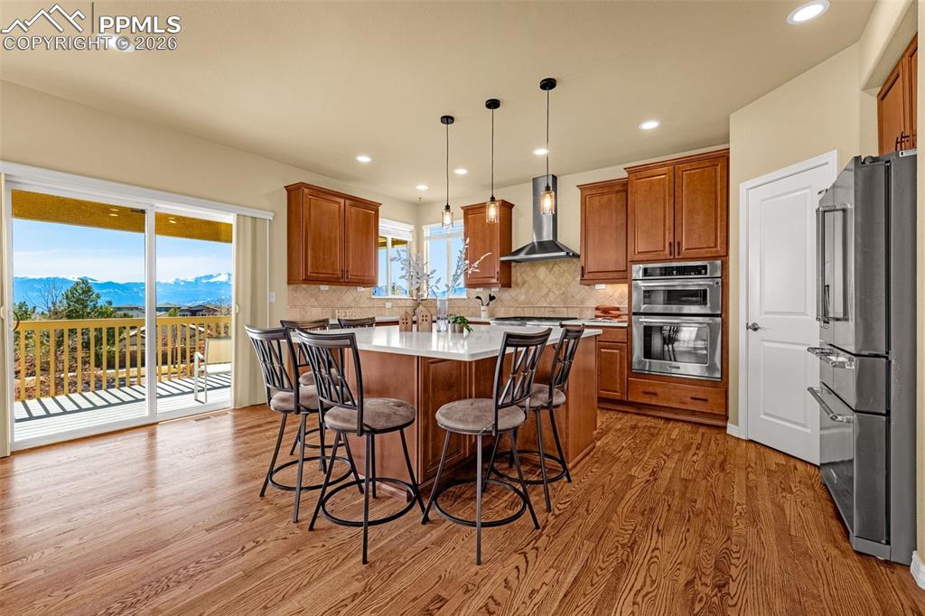 Image 14 of 48: Kitchen