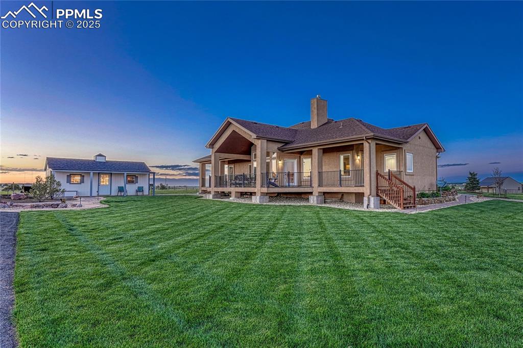 Image 40 of 50: Back of Structure