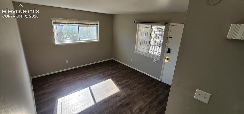 Image 12 of 18: Apt 4 - Living Room