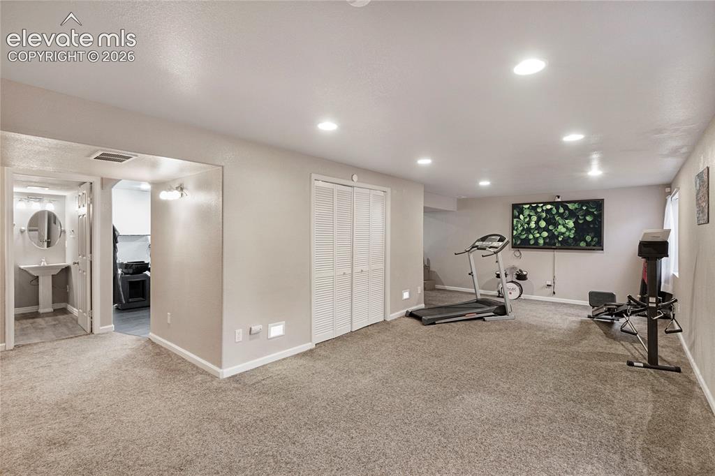Image 29 of 39: Recreation Room