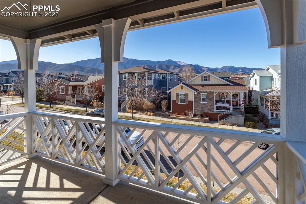 Image 33 of 50: Balcony