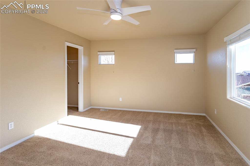 Image 43 of 50: Bedroom