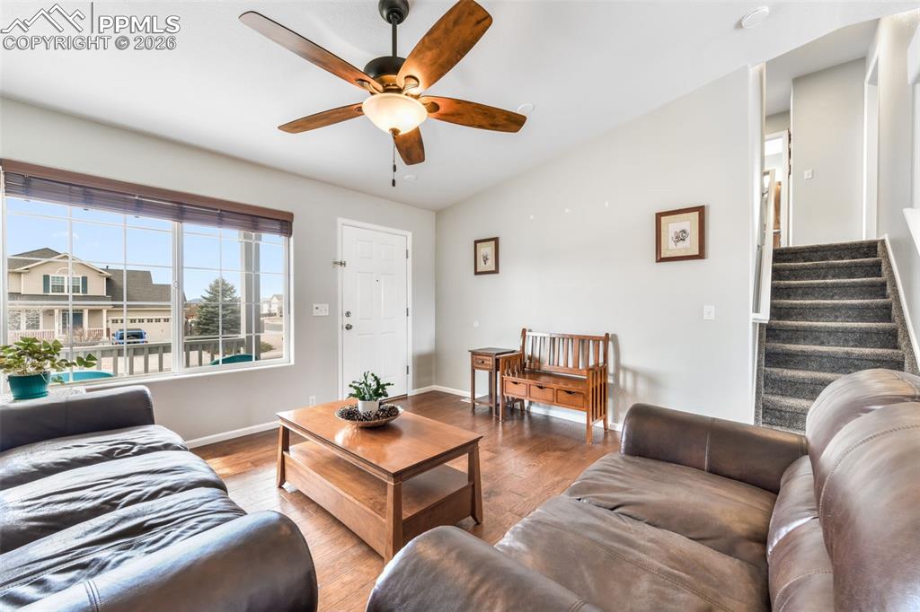 Image 5 of 50: Floor Plan