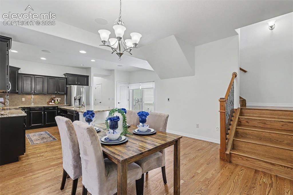 Image 5 of 36: Dining Area