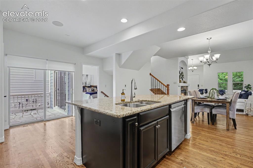 Image 9 of 36: Kitchen