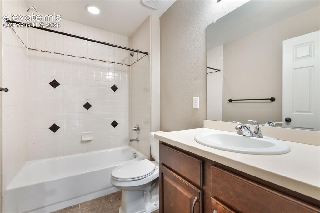 Image 18 of 50: Master Bathroom