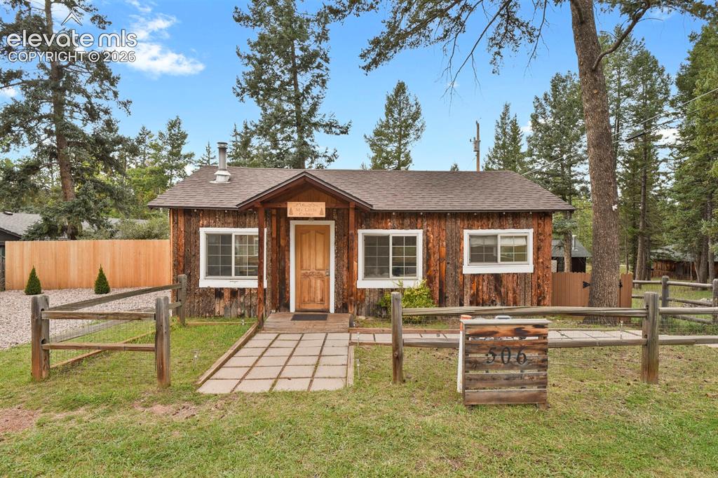 Image 1 of 43: Charming cabin