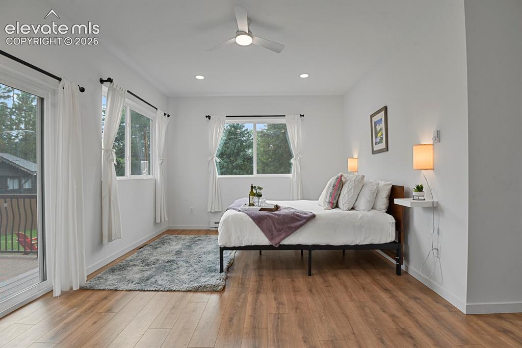 Image 17 of 43: Spacious primary bedroom