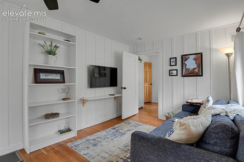 Image 7 of 43: Living Room