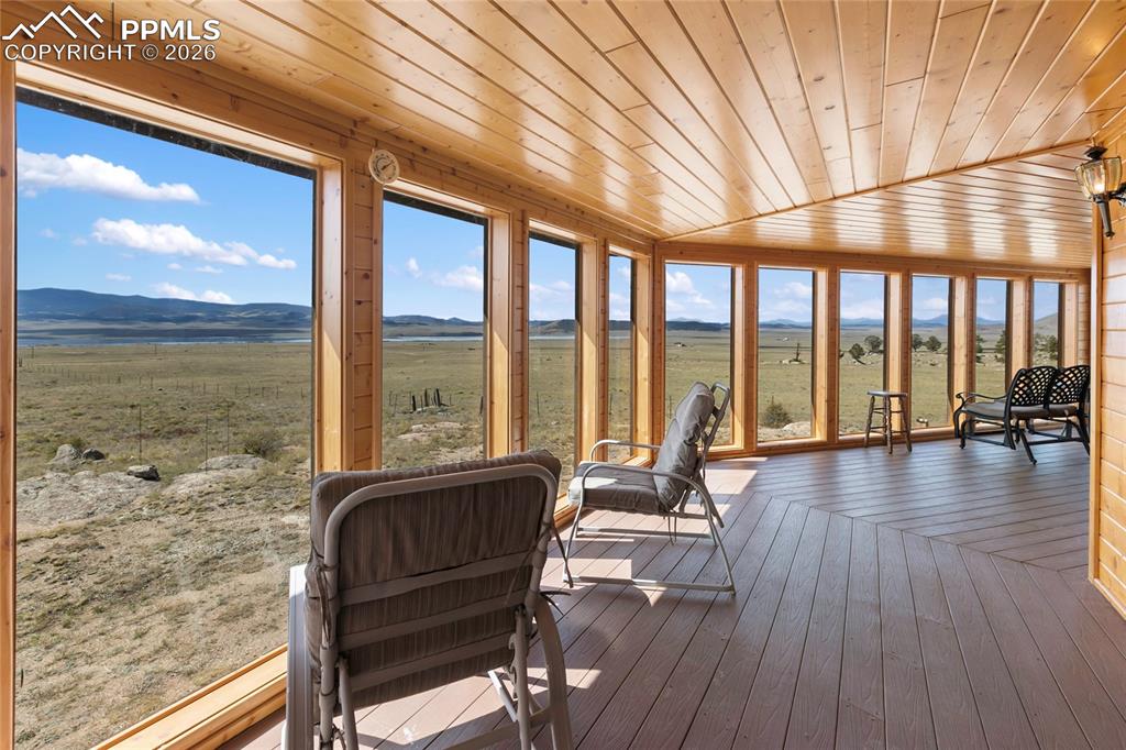 Image 12 of 50: Sun Room