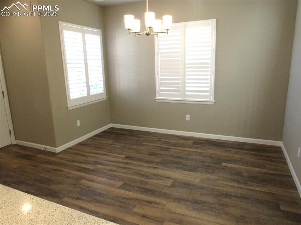 Image 6 of 25: Dining room from kitchen island