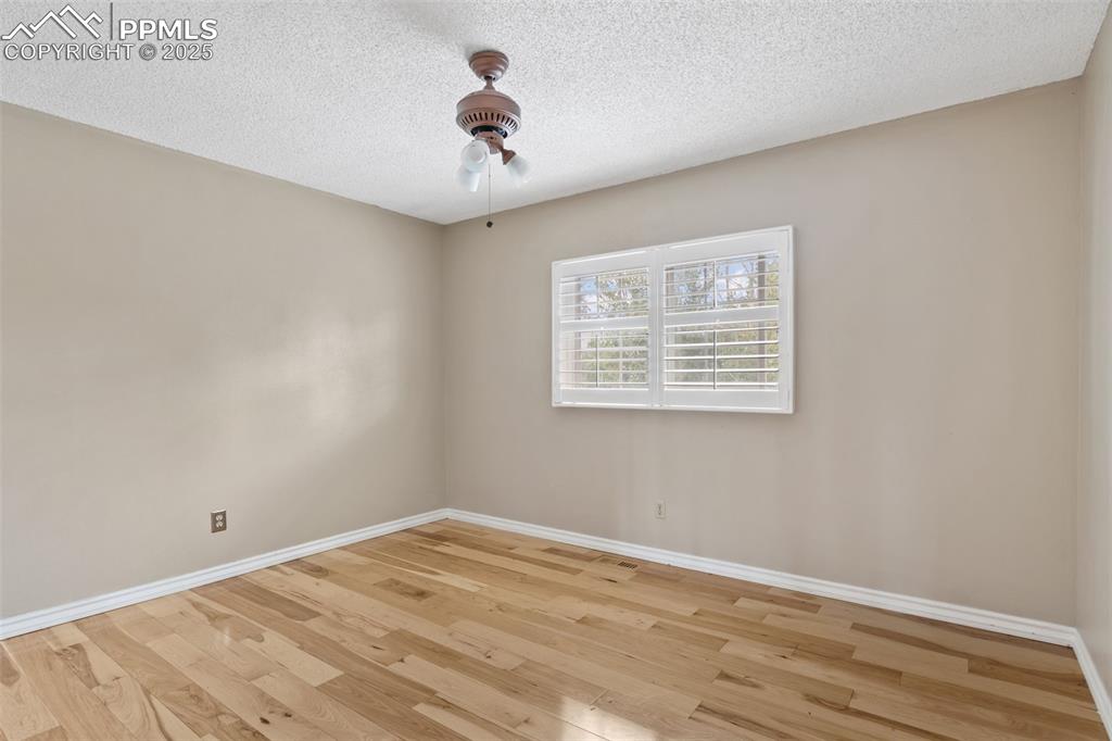 Image 17 of 34: What