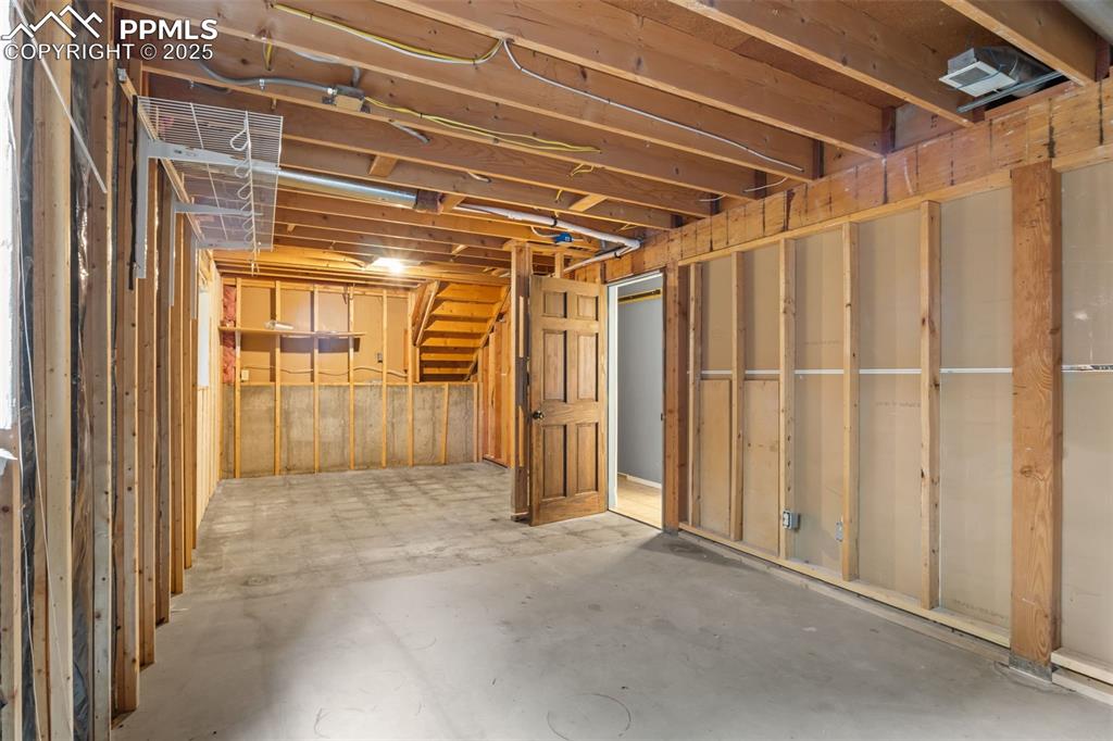 Image 27 of 34: Potentially another bedroom or office