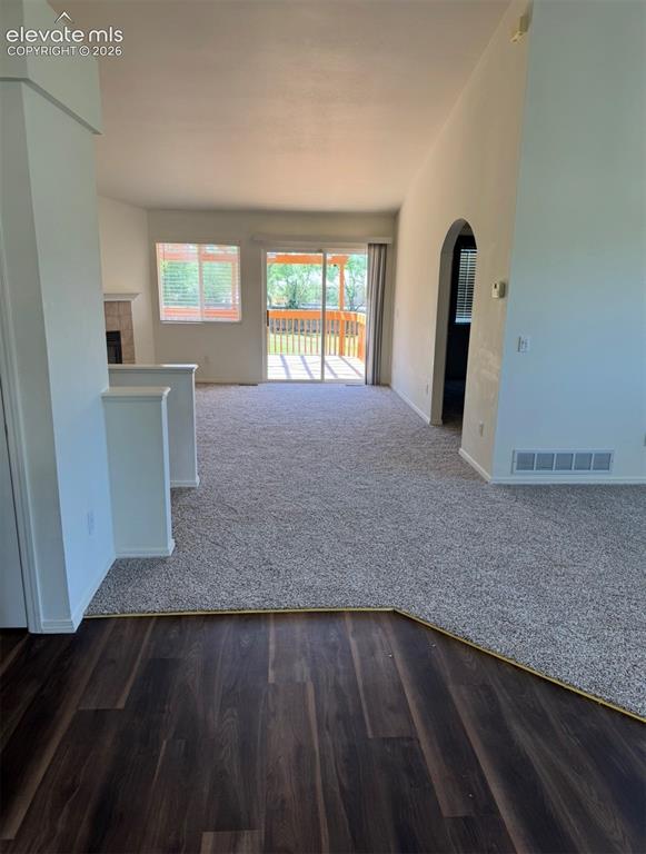 Image 3 of 15: Dining or sitting area