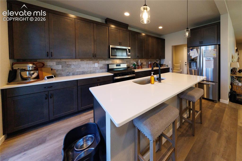 Image 9 of 27: Kitchen