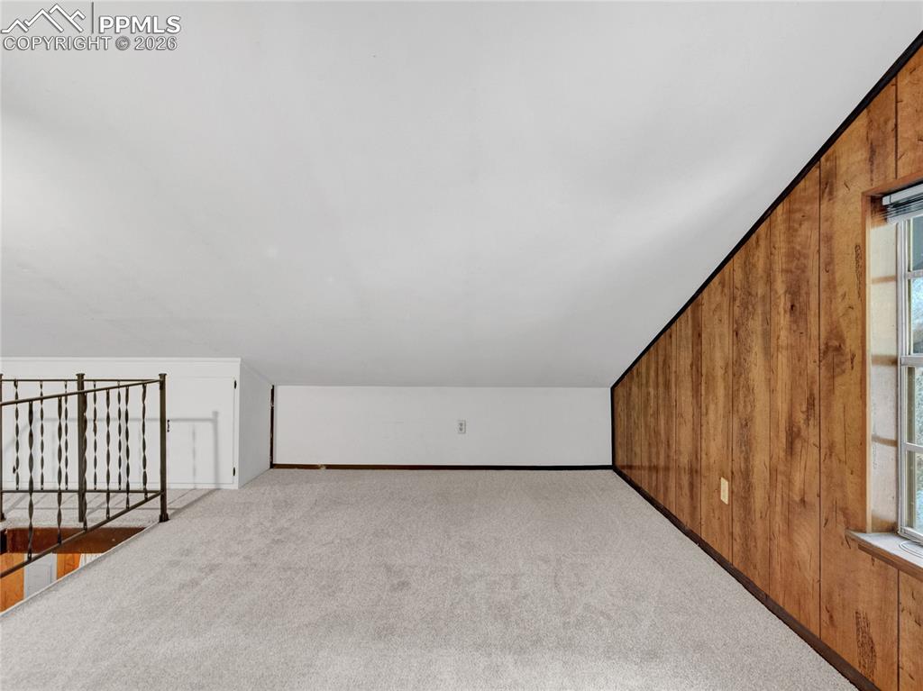 Image 22 of 49: Bonus Room