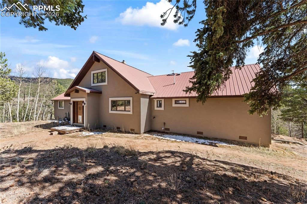 Image 2 of 37: Front of Structure