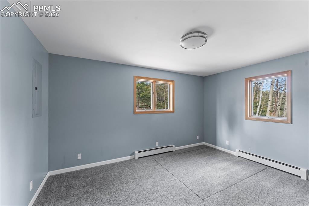 Image 21 of 37: Bedroom