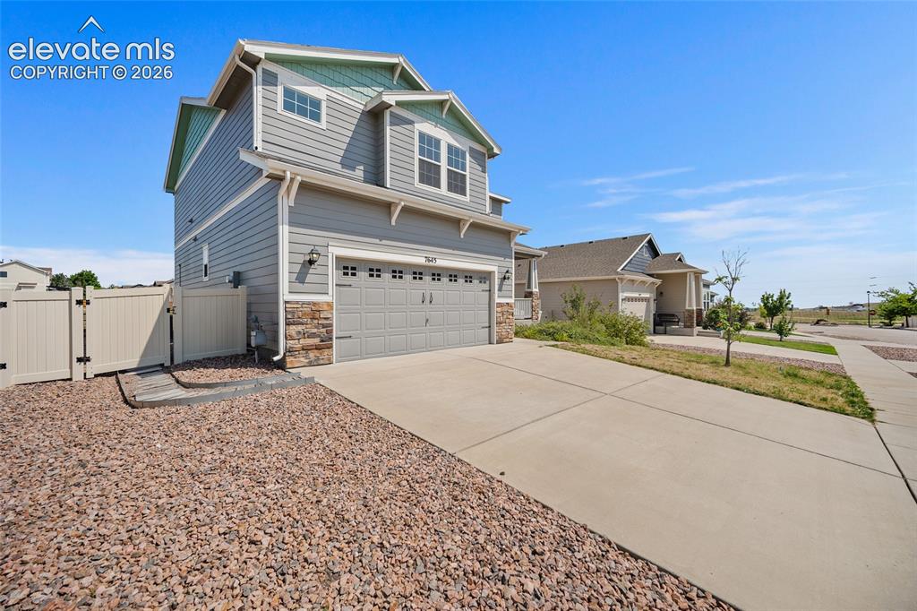 Caption: 2 car garage.