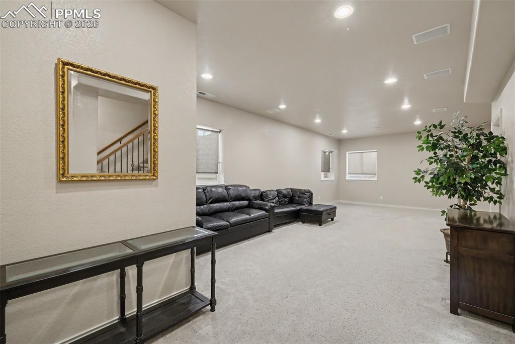 Image 36 of 49: Look at all that room!