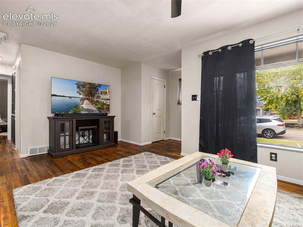 Image 9 of 33: Living Room