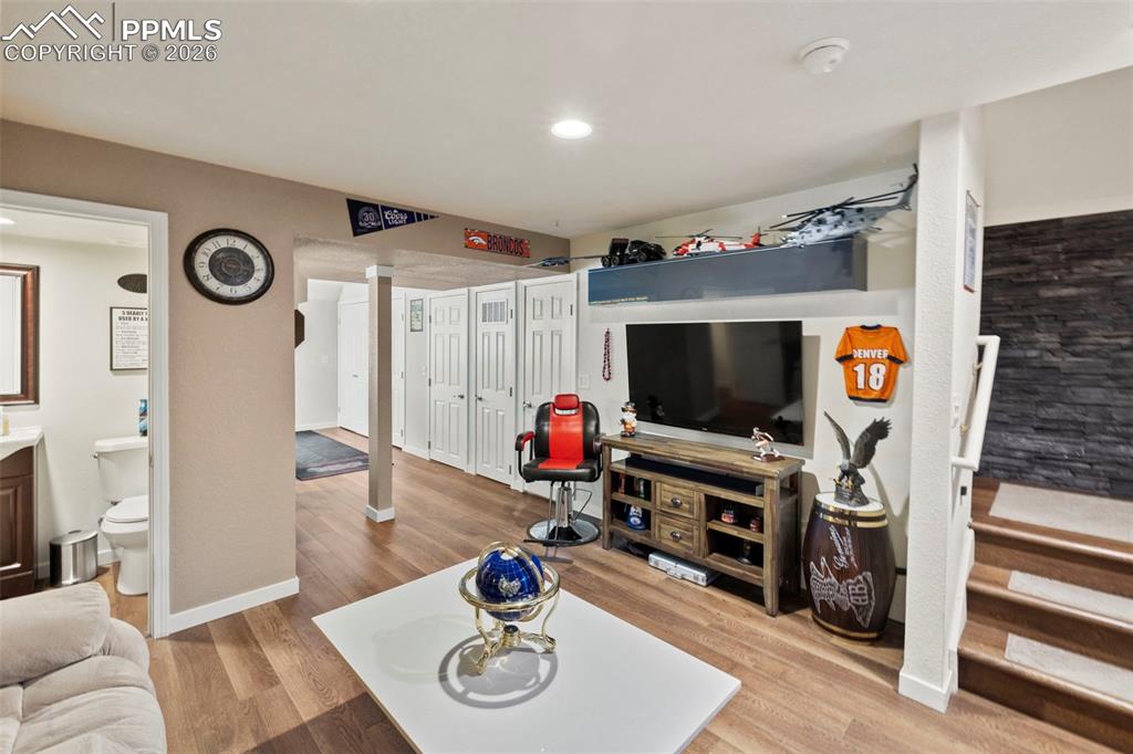 Image 23 of 34: Living Room