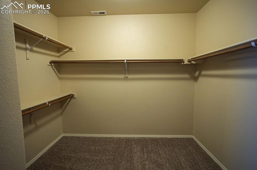 Image 41 of 49: Closet