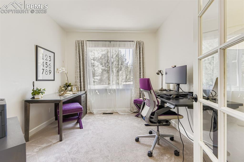 Image 9 of 32: View of carpeted office space