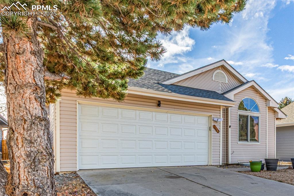 Image 4 of 46: Front of Structure