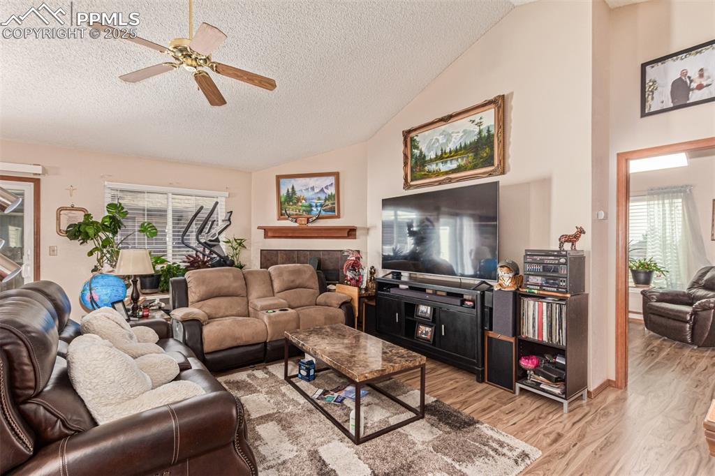 Image 7 of 46: Living Room