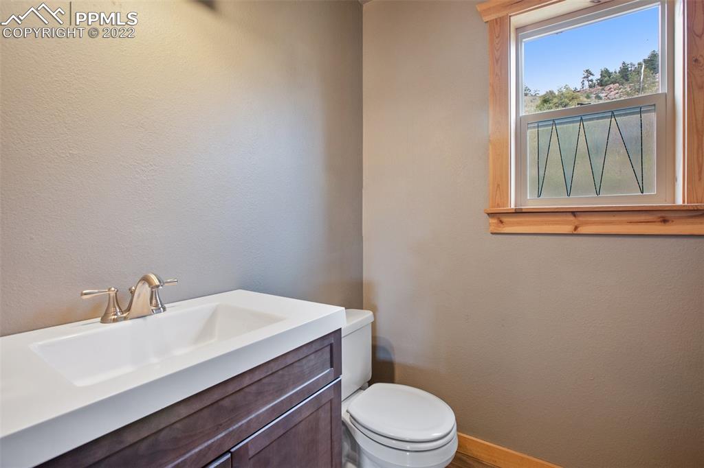 Listing 5609592, Image 13 of 49