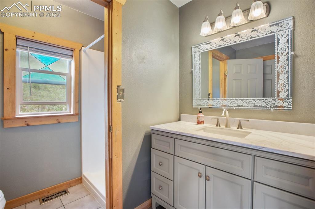 Listing 5609592, Image 31 of 49