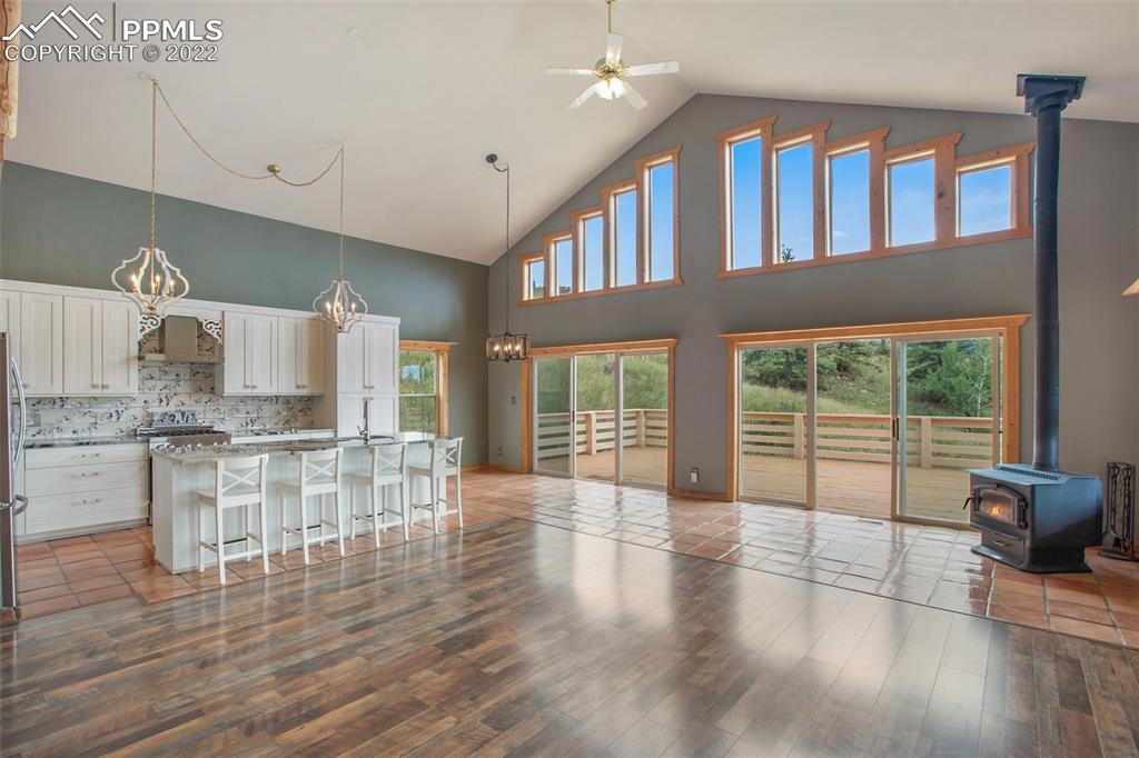 Listing 5609592, Image 4 of 49