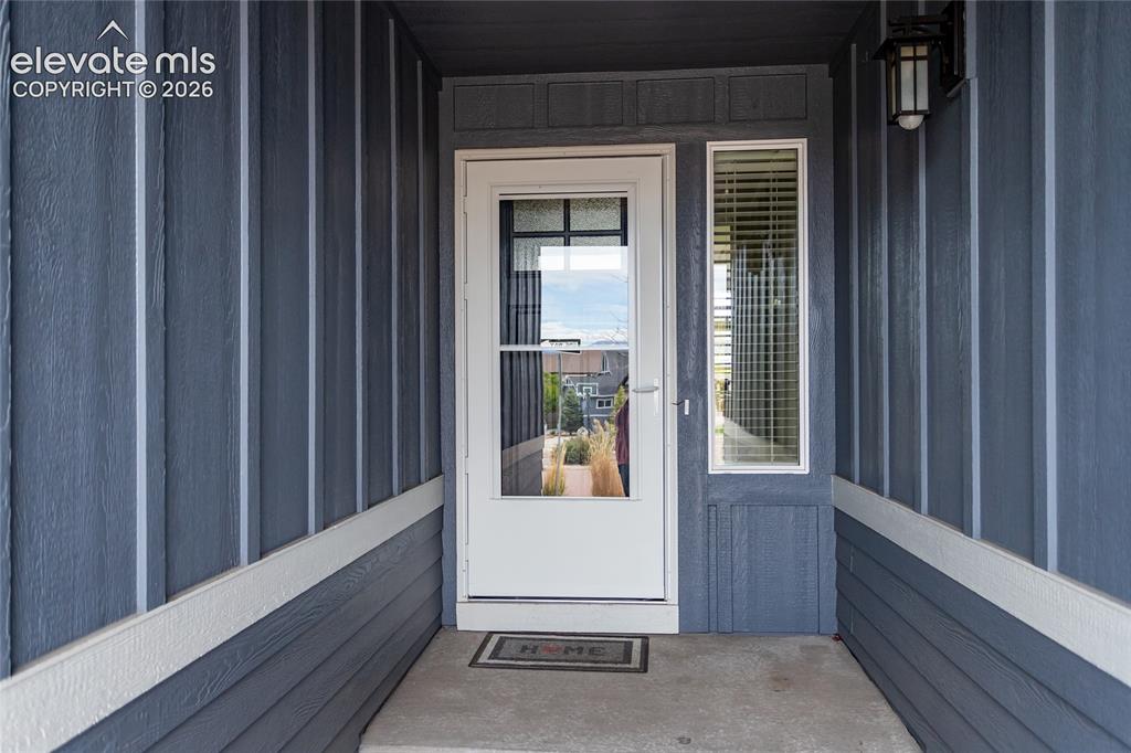 Image 4 of 43: Covered entry
