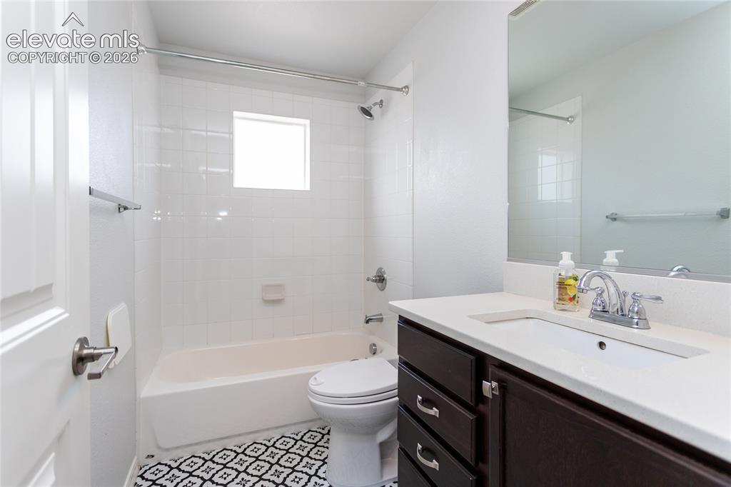 Image 8 of 43: Bathroom