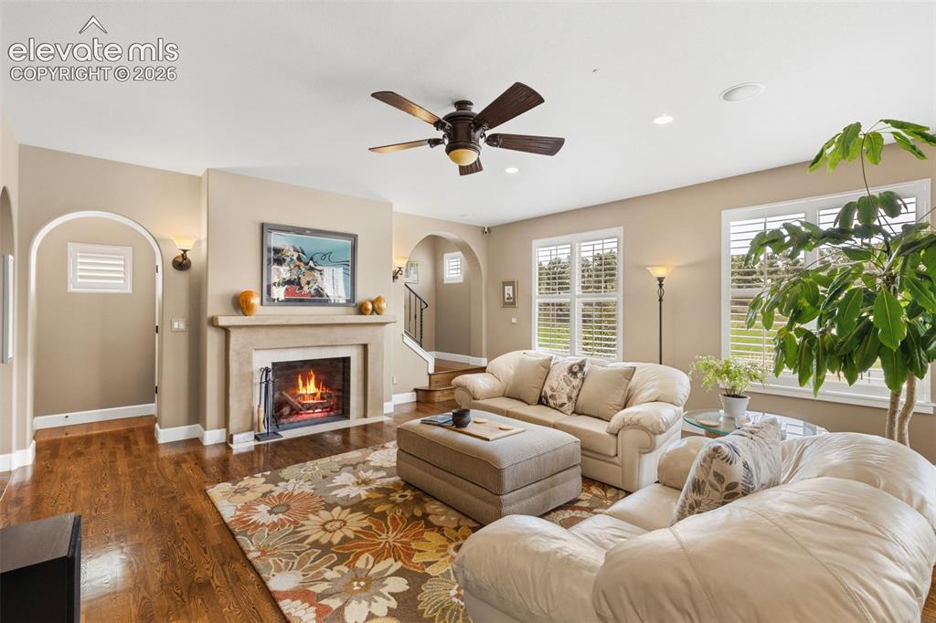 Image 9 of 40: Living Room
