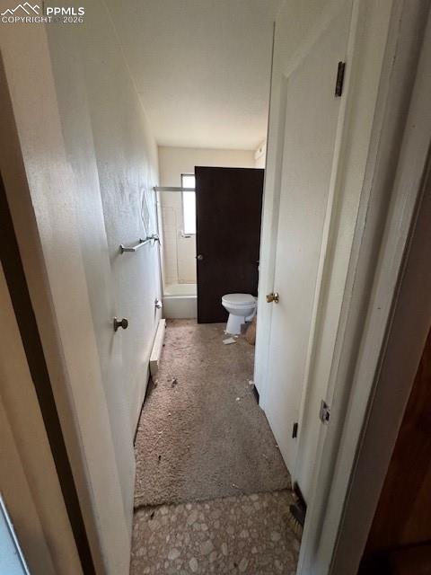 Image 5 of 11: Bathroom