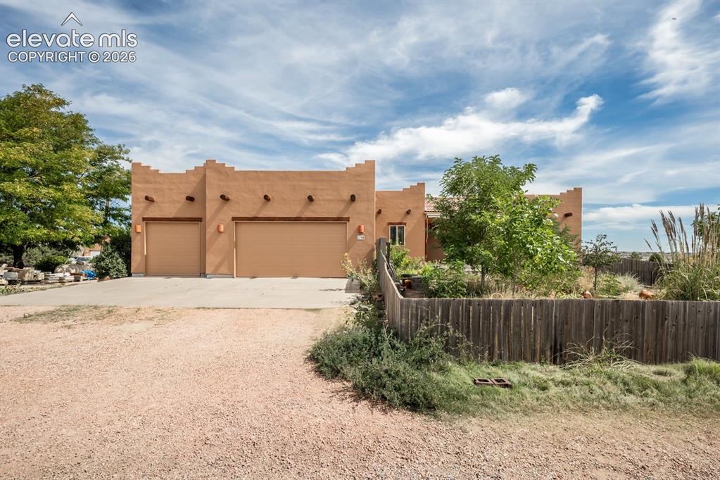 Image 2 of 50: Home that is a True Colorado Landscape. Resting on 1.4 acres in N Pueblo We