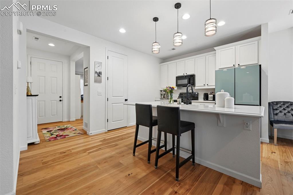 Image 6 of 37: Kitchen