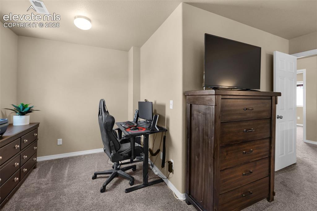 Image 16 of 28: Bedroom