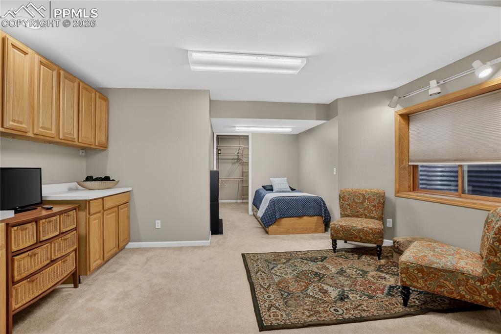 Image 40 of 46: Bedroom
