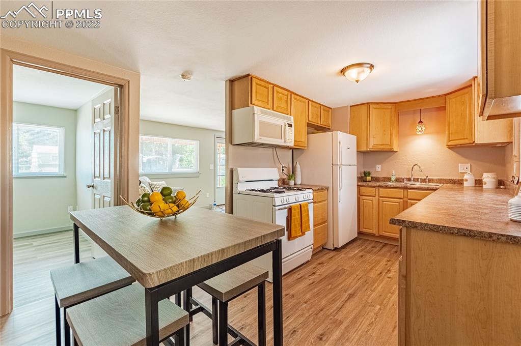 Listing 5615194, Image 7 of 22