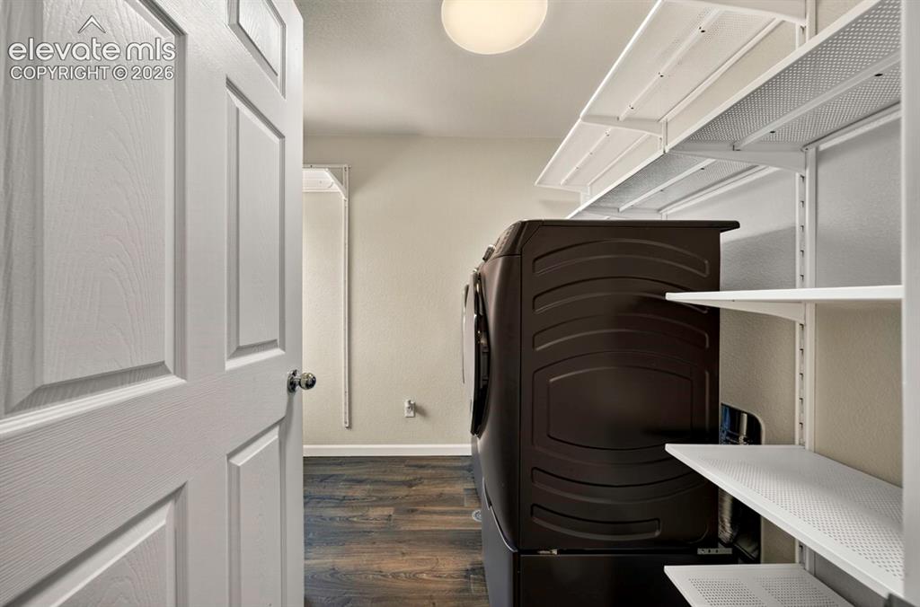 Image 21 of 36: Upstairs by all bedrooms