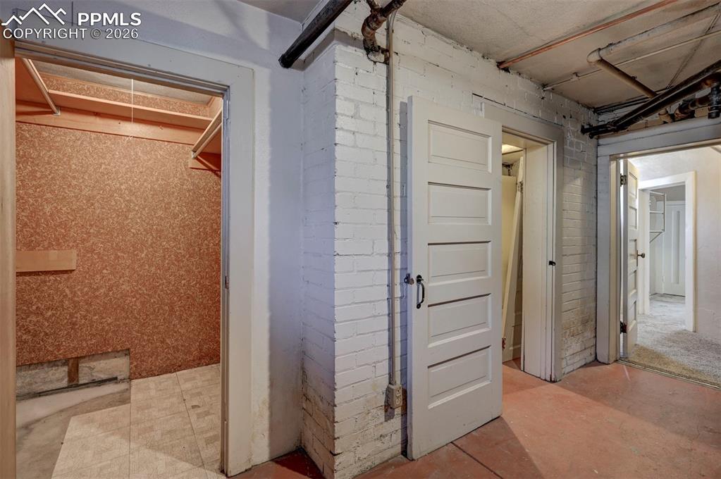 Image 37 of 50: basement hallway