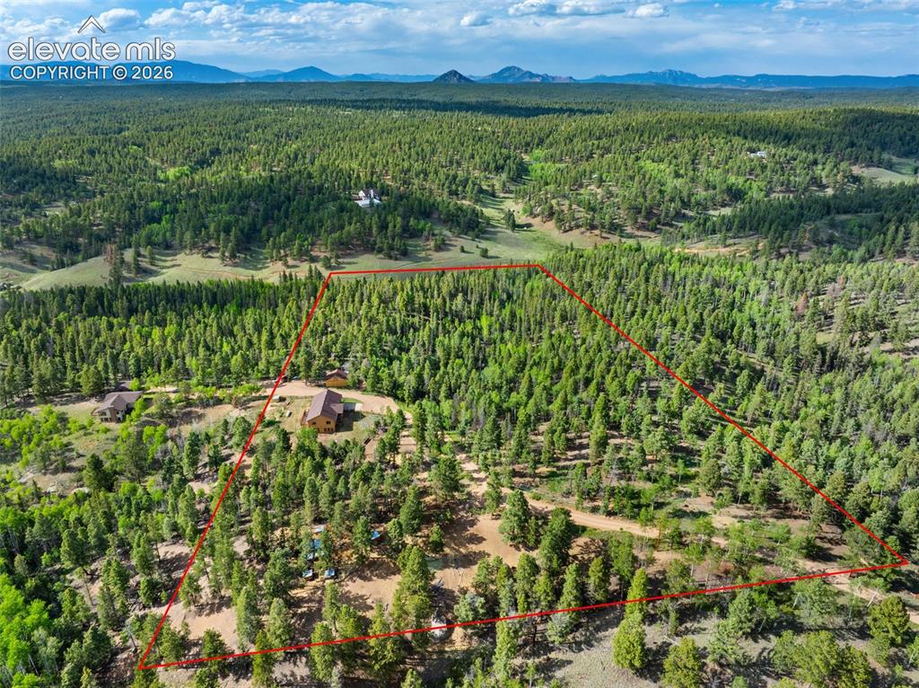 Image 35 of 39: Property Lines are Approximate and not a survey
