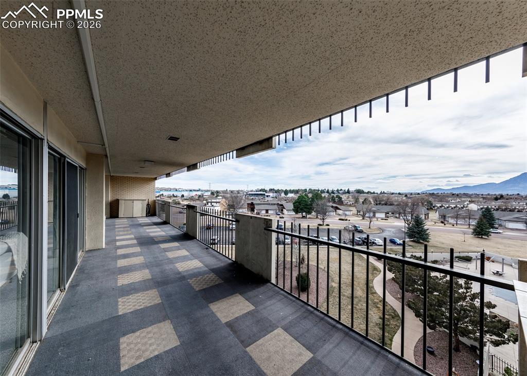 Image 22 of 31: Balcony