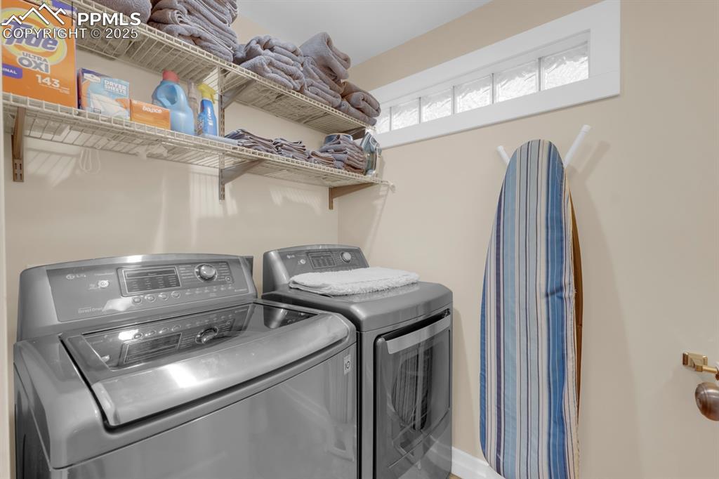 Image 20 of 43: Laundry Room